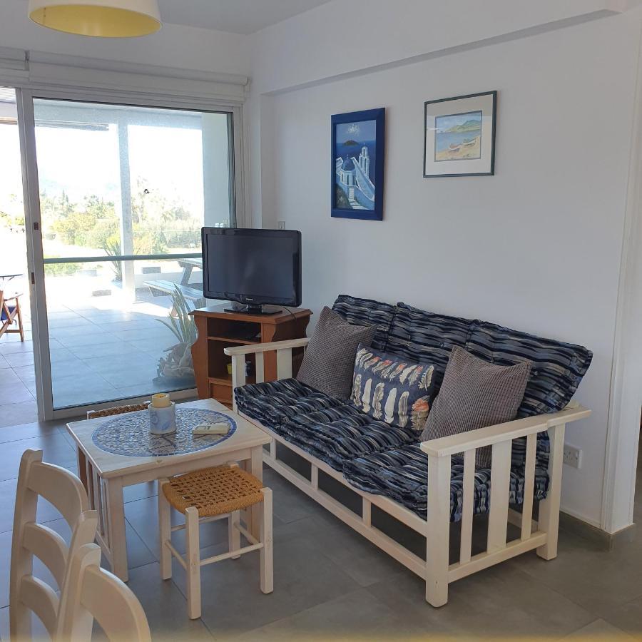 Latchi Ithaki, 2 Bedroom Penthouse Dış mekan fotoğraf