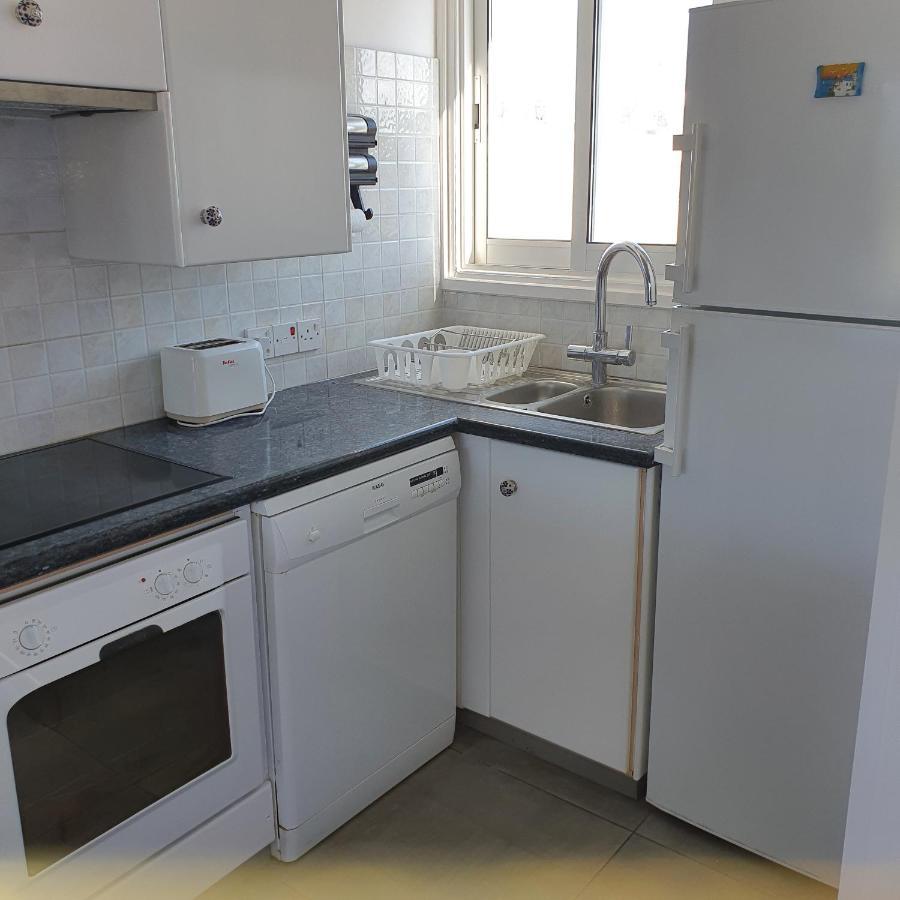 Latchi Ithaki, 2 Bedroom Penthouse Dış mekan fotoğraf