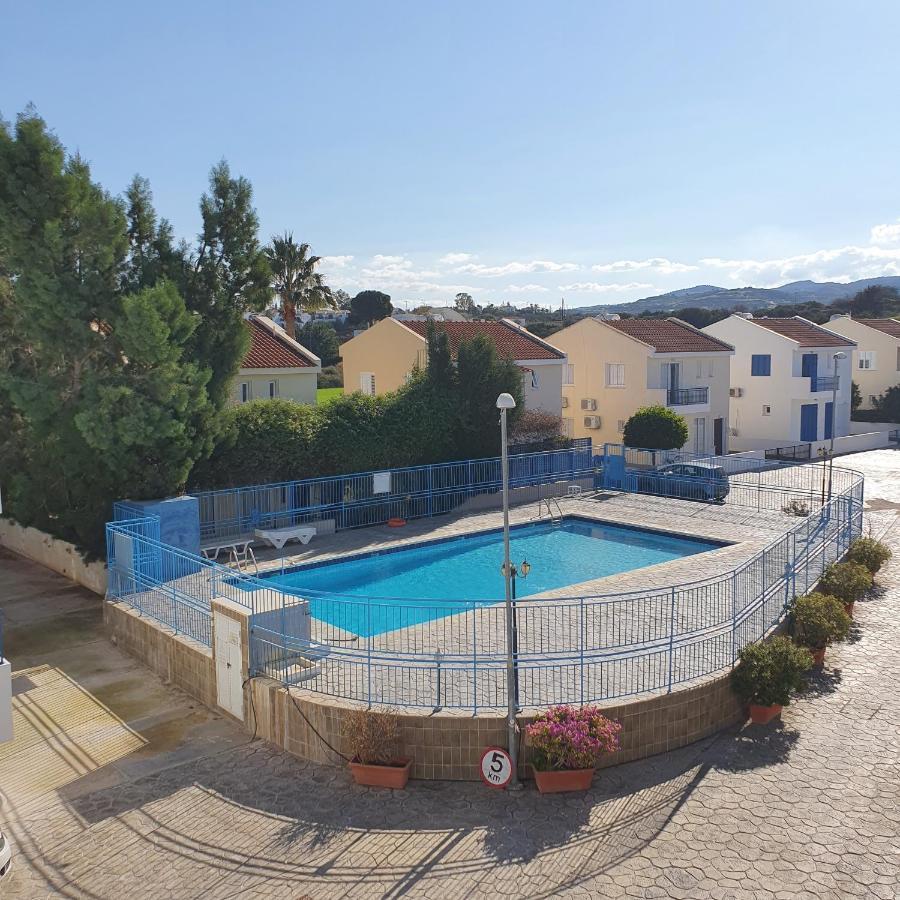 Latchi Ithaki, 2 Bedroom Penthouse Dış mekan fotoğraf
